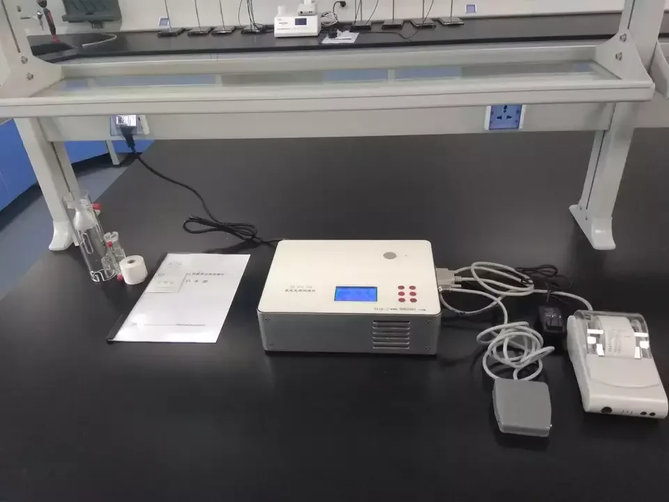 Medical Lab Research - Płyta grzewcza do sprzętu laboratoryjnego, miernik